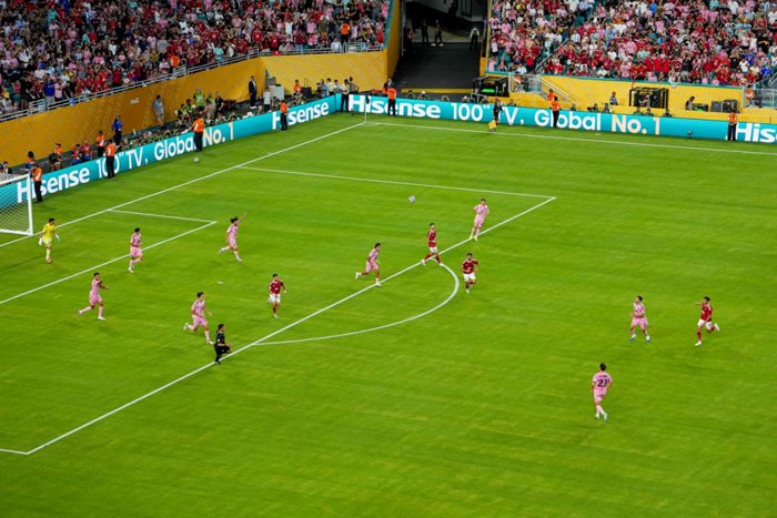 FIFA 2025俱乐部世界杯开放，100英寸电视的第一世