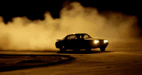 小猫美甲确实很精细，但更细节的是手部的纹路，手指上居然还有指纹（虽然有一部分指纹是缺失的）。