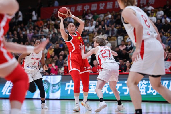 ????️还得练!中国女篮全场罚球25中12 命中率仅48%