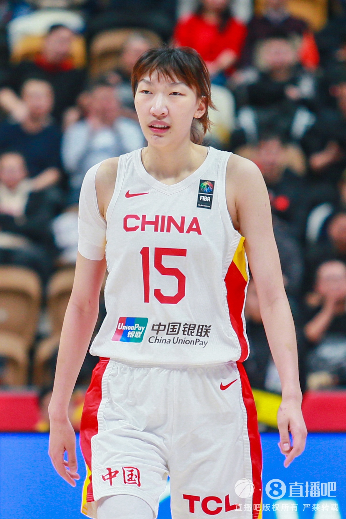 继续扩大优势!中国女篮第三节30-25净胜5分 前3个单节都在赢分