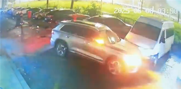 一个未经许可的醉酒驾驶的人被要求获得8,000元的