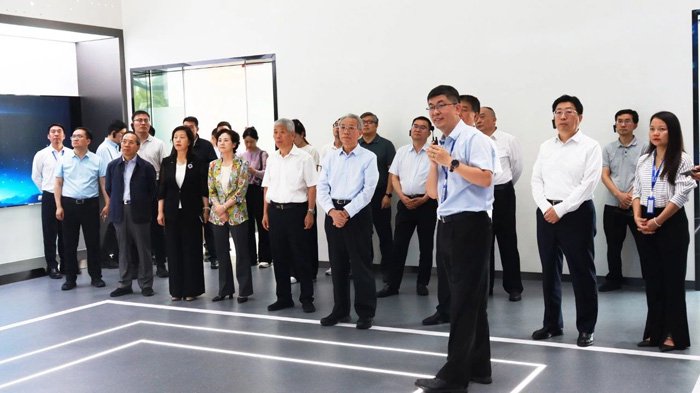 国家中国委员会政治咨询会议研究小组访问了钦