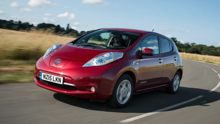 世界上第一辆汽车制造的汽车Nissan Leaf提供了第三