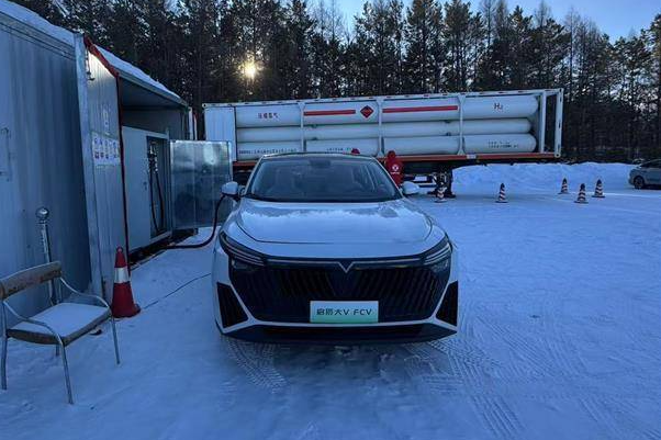 ▲ 东风氢燃料电池车进行零下30摄氏度的冬季标定测试