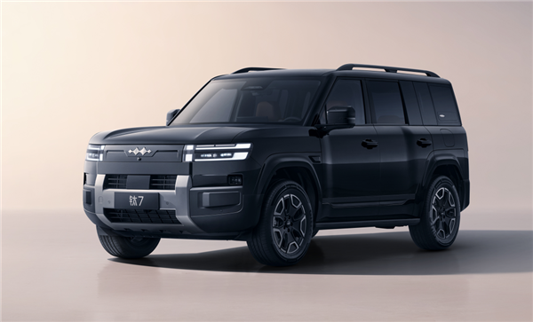 承载式“硬派SUV” 比亚迪方程豹钛7官图发布：价格或惊喜