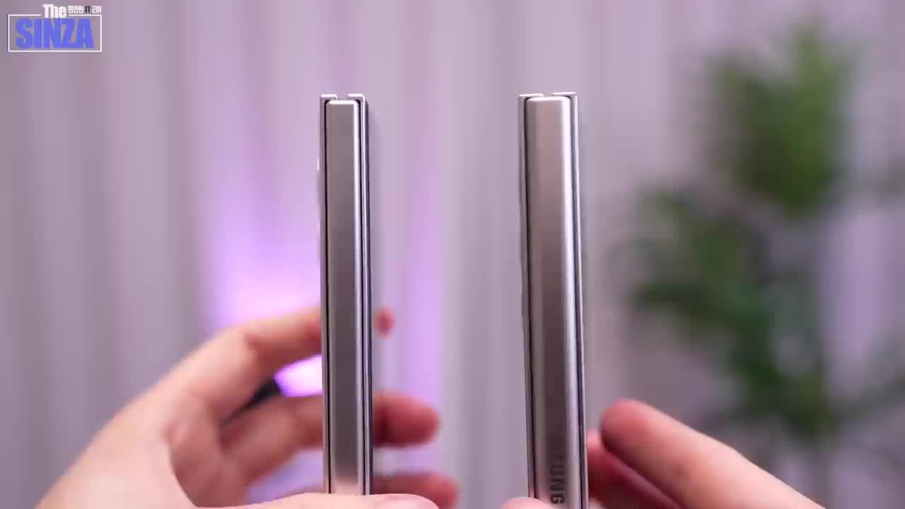 三星 Galaxy Z Fold7 折叠手机机模上手：最薄处 4.54 毫米，重 215 克