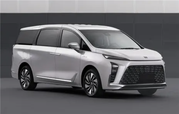 别克GL8陆尊PHEV大升级！纯电续航狂飙150km