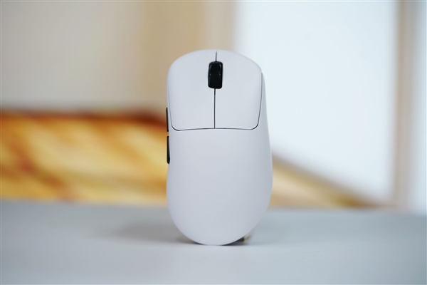 原生级双8K回报率!雷柏VT3S鼠标图赏