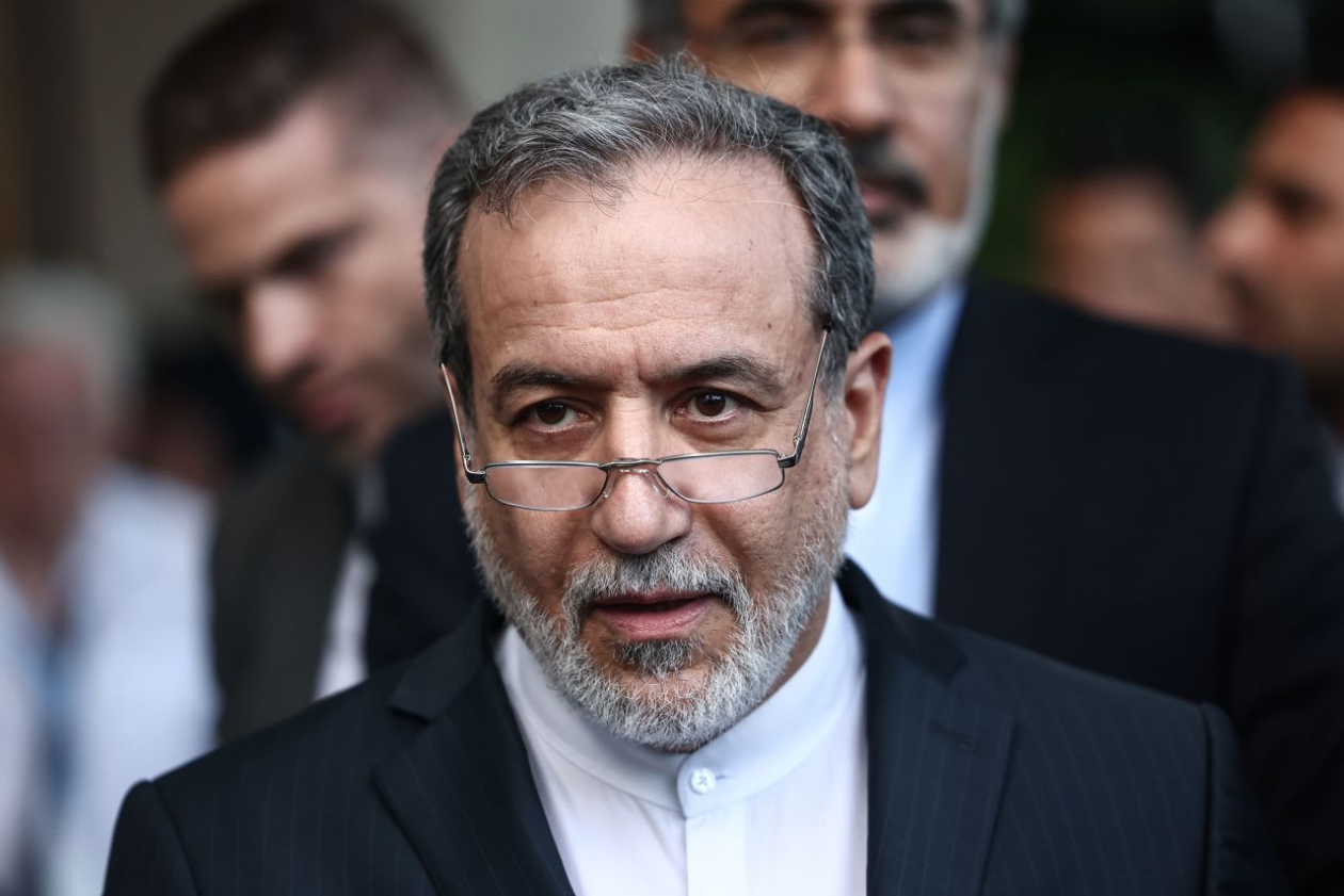 美媒：伊朗外交部称，美国已开始“对伊朗发动危险的战争”