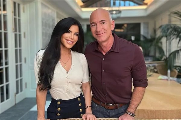 世界上最富有的人再次结婚，威尼斯公民抗议