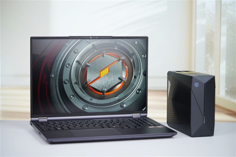 历史上最强大的游戏笔记本电脑配备了大型OEM