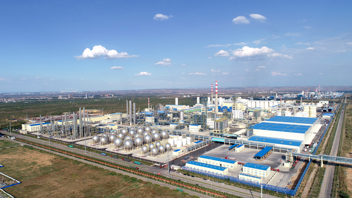 内蒙古久泰新材料科技股份有限公司一角。李志歧 摄