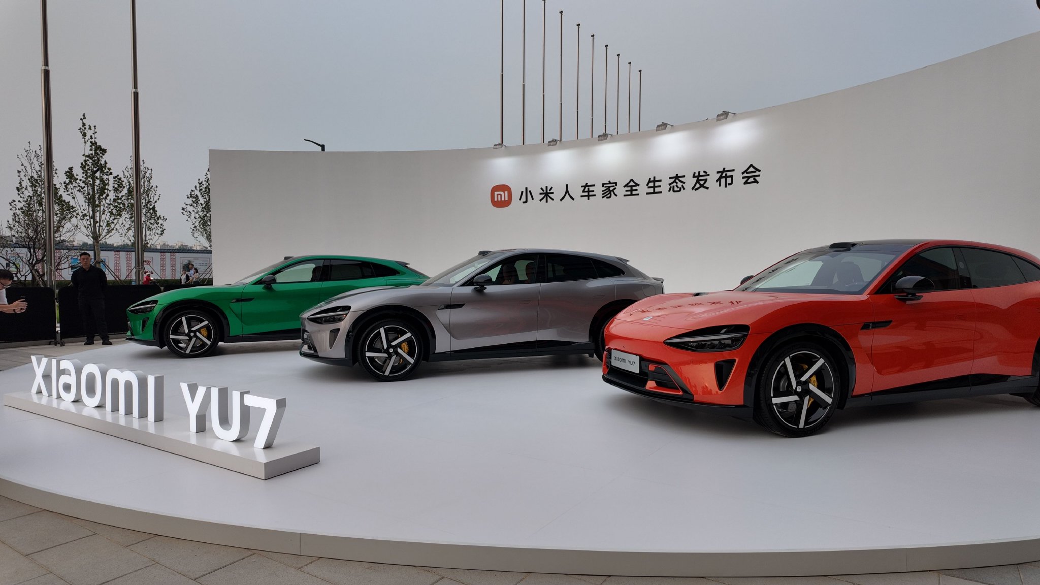 模型和小米Yu7挑战赛已经发起，3分钟内大量预订