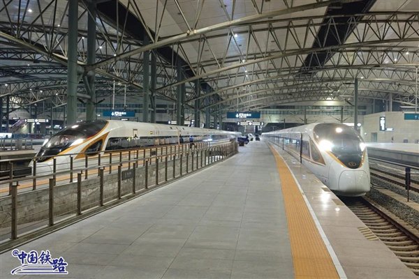 7月1日，北京 - 哈宾高速铁路的北京 - 夏亨高速铁