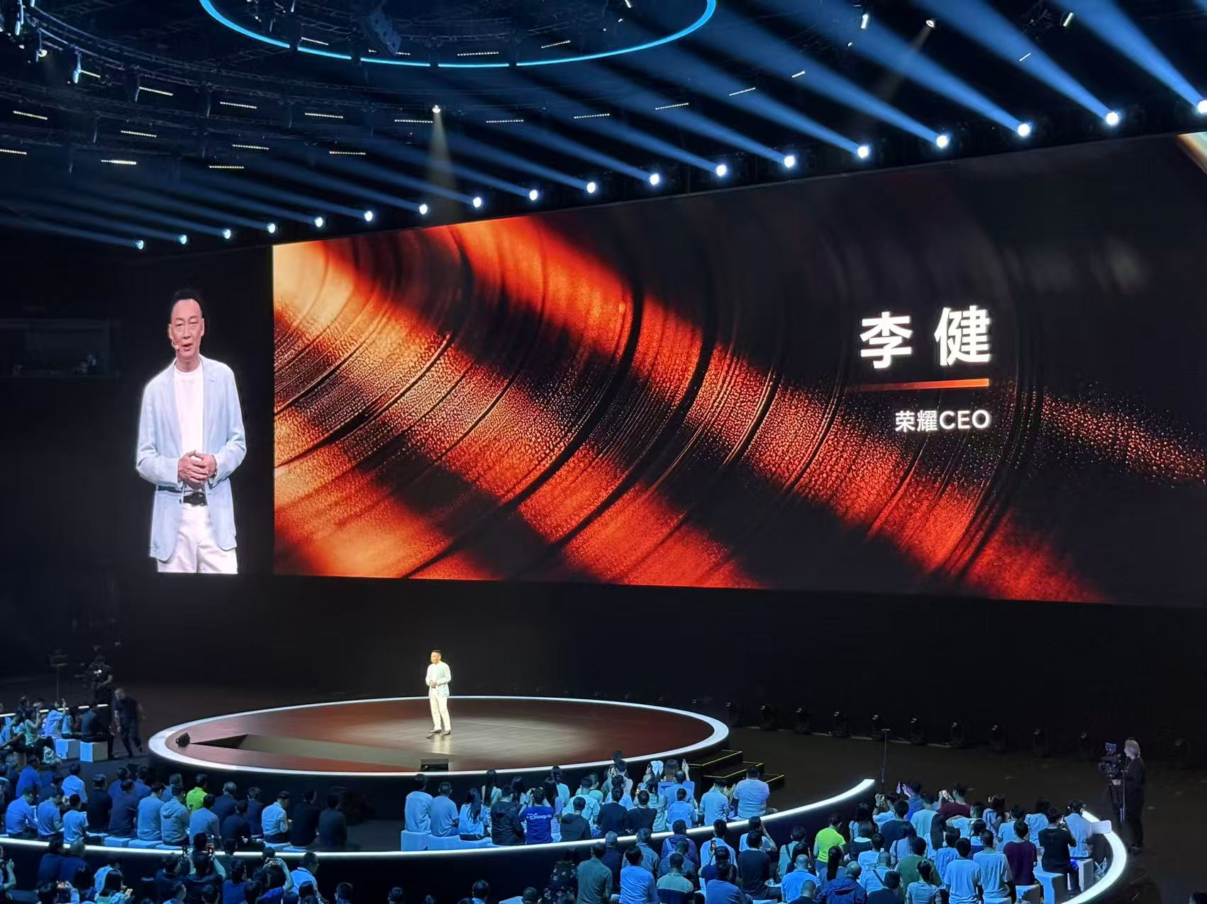 荣耀CEO李健，图片来源：时代周报记者摄