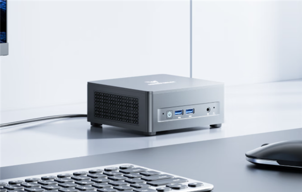 mingfan推出了UM690L Slim Mini主机：Ryzen 9 6900HX首次启