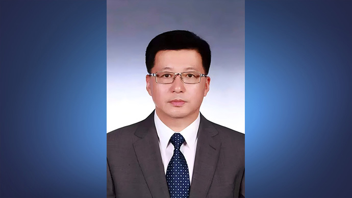 贷款大学副校长Shi Baodong被转移到Luxun美术党委员