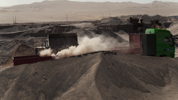 图片来源：上汽红岩官网