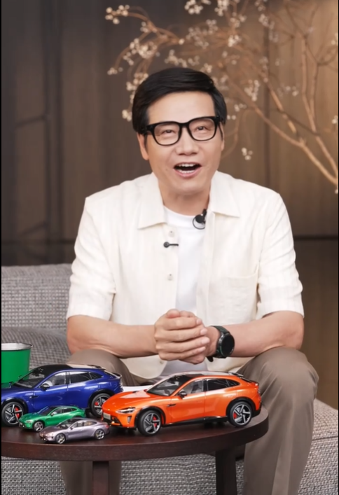 Lei Jun回应了小米Yu7的较大数据编号，并维持了返