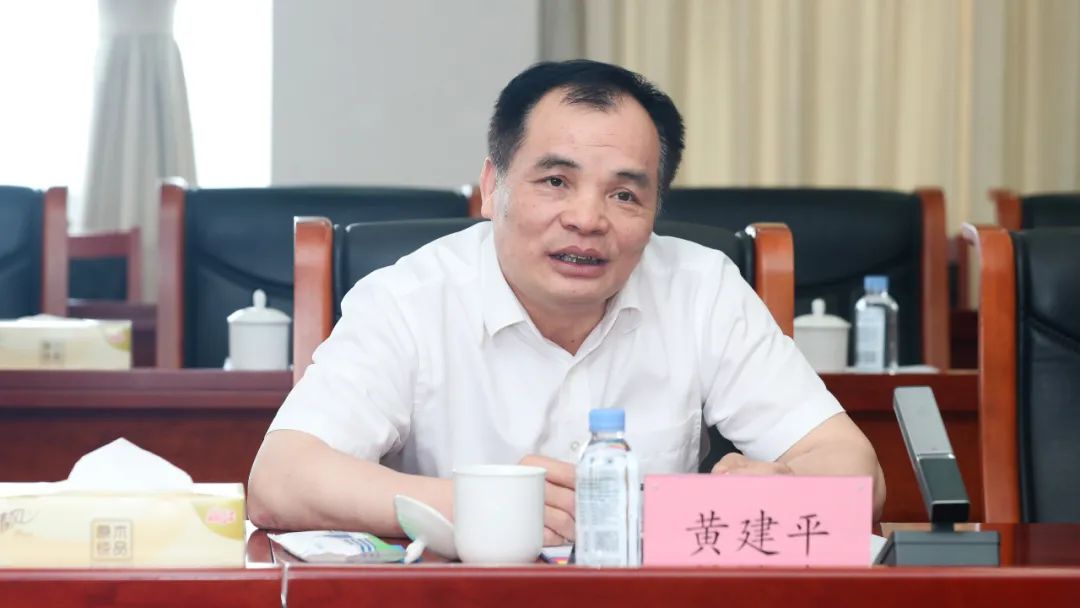 黄建平一行调研新天钢集团