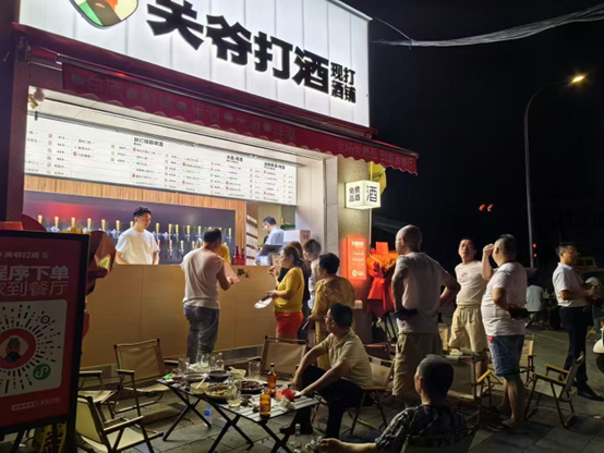 成都关爷打酒门店外景 (每经记者 刘明涛 摄)
