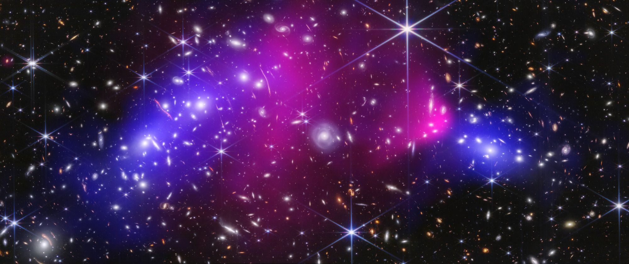 探索黑物体的奥秘，发布了子弹星系簇的新图像