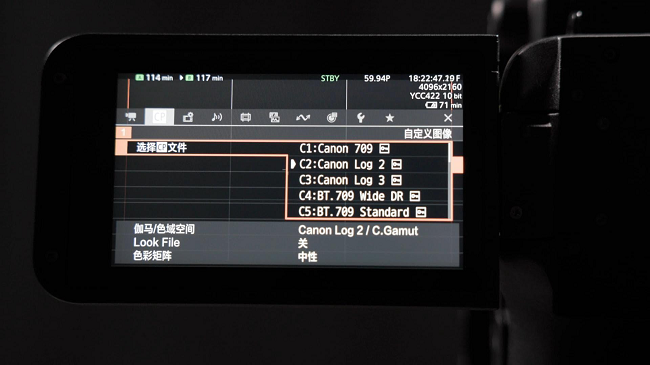 佳能EOS C80支持Canon -Log 2与16档动态范围，提升画面完成度