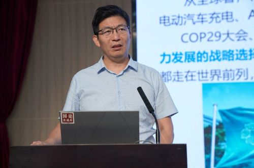 全球能源互联网发展合作组织副秘书长 周原冰 国是直通车 赵斌 摄
