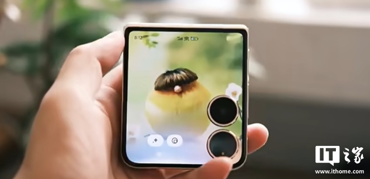 ▲ IT之家上手体验小米 MIX Flip 2