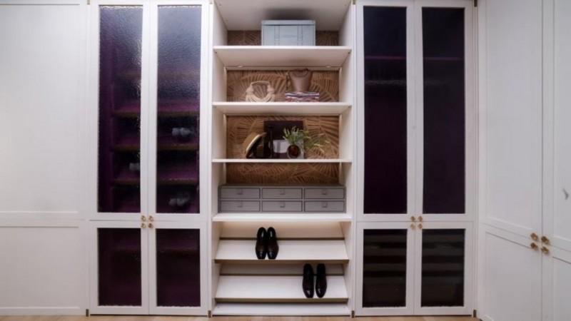 图为建博会现场Lamett乐迈石晶展位新品