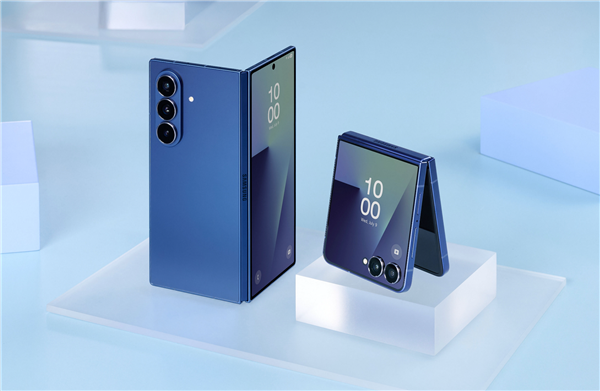 从星系褶皱到星系z折：查看三星如何定义折叠屏