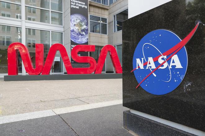 NASA将裁掉超2000名高级别员工,或迎上世纪60年代以来最小规模运作|NASA_新浪财经_新浪网