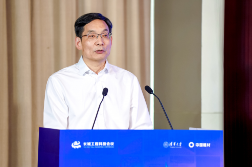 中国建材集团党委书记、董事长 周育先