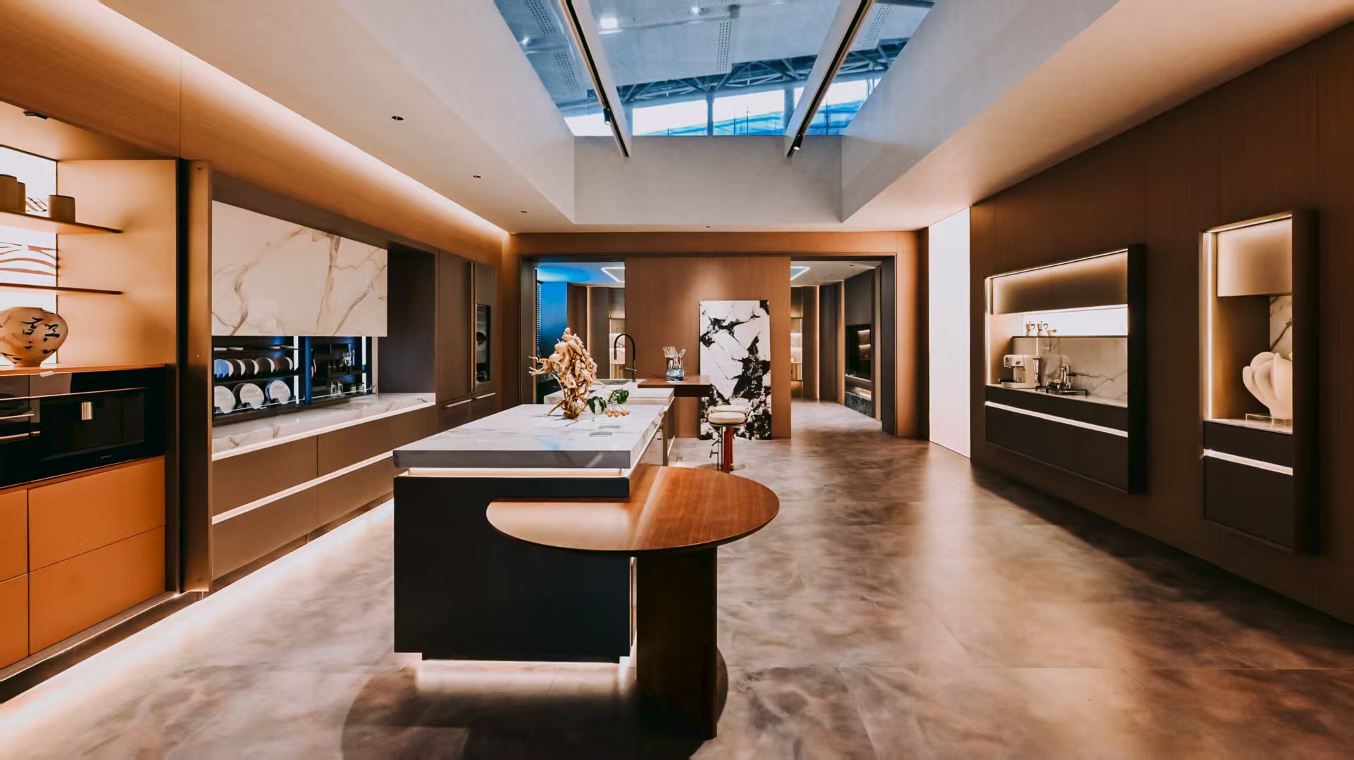 观展者感叹:"最好的宋式美学产品,就在金牌家居展馆"|家居_新浪财经_新浪网
