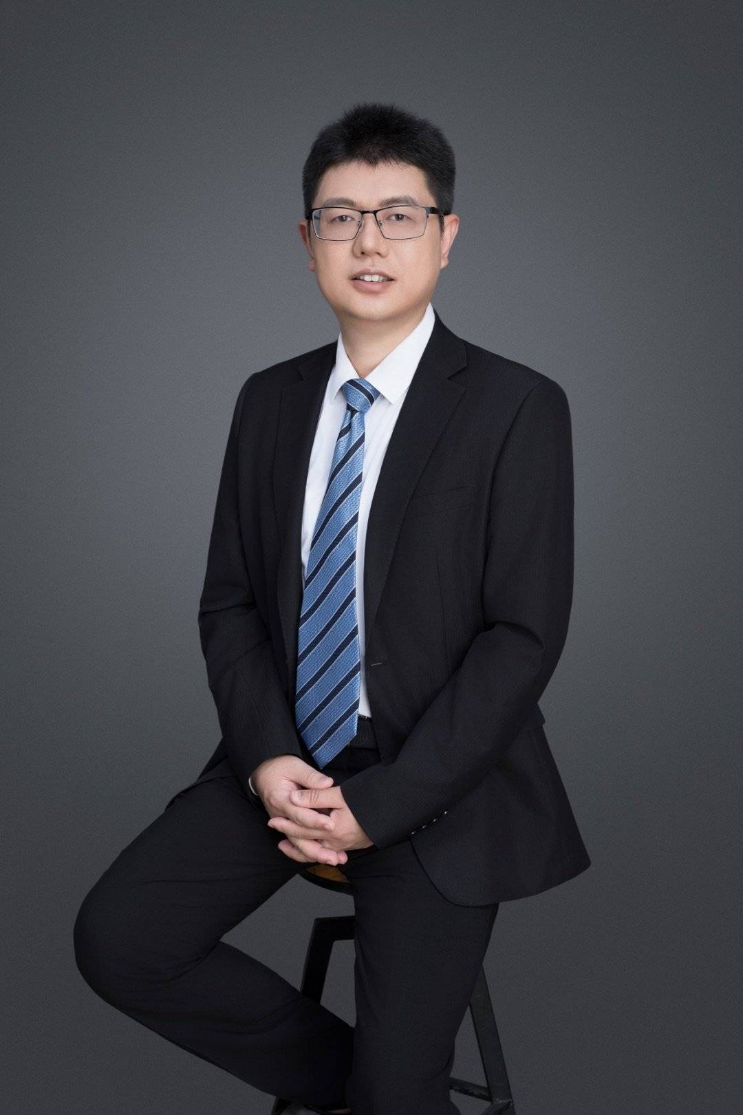 英伟达市值超过英法德股市！盘和林：抢先布局CUDA让其股价腾飞