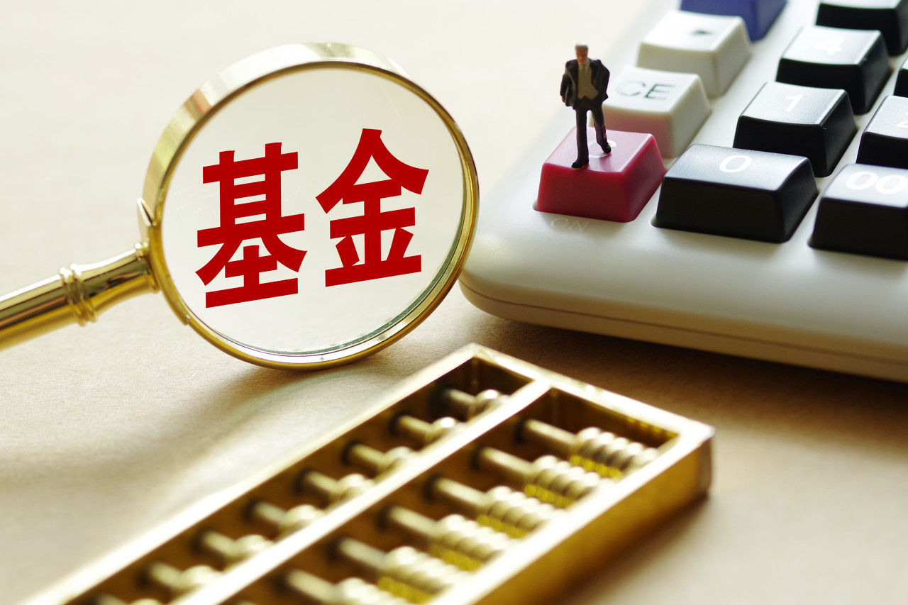 开首：图虫创意