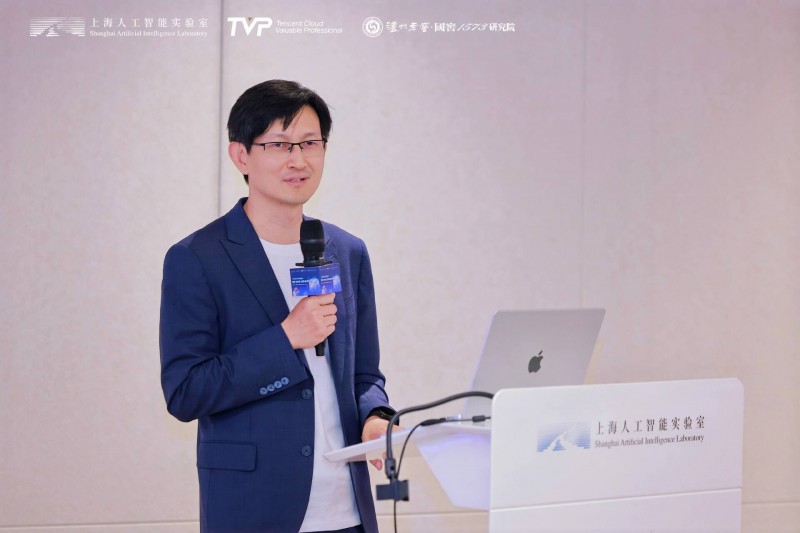 腾讯云副总裁、智慧零售、文旅、建筑、农体技术负责人 程伟