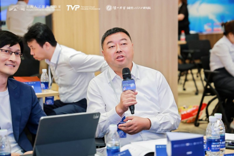 泸州老窖股份有限公司党委副书记、总经理、泸州老窖·国窖1573研究院执行院长 林锋