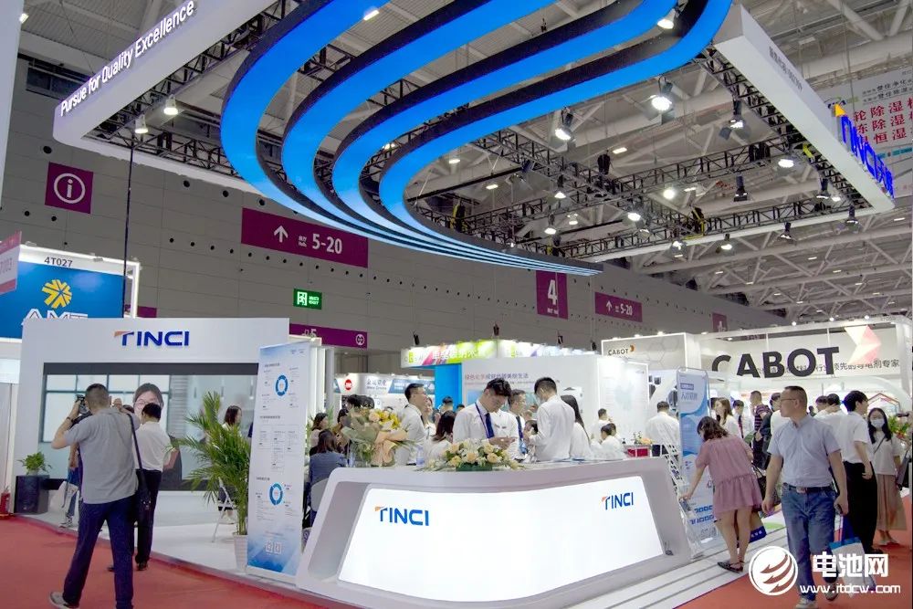 In-Depth Analysis of 260% Surge in Lithium Hexafluorophosphate Prices: Supply-Demand Reversal and Investment Opportunities in the Phosphochemical Industry Chain