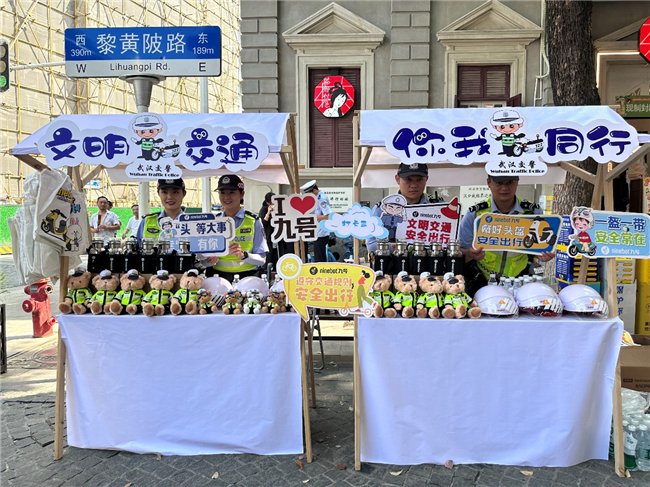 政府和公司共同努力创造一个安全的旅行环境！