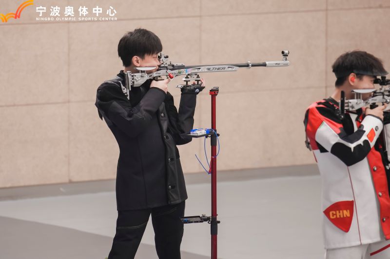 刘宇坤、韩佳予,冠军!|射击_新浪财经_新浪网