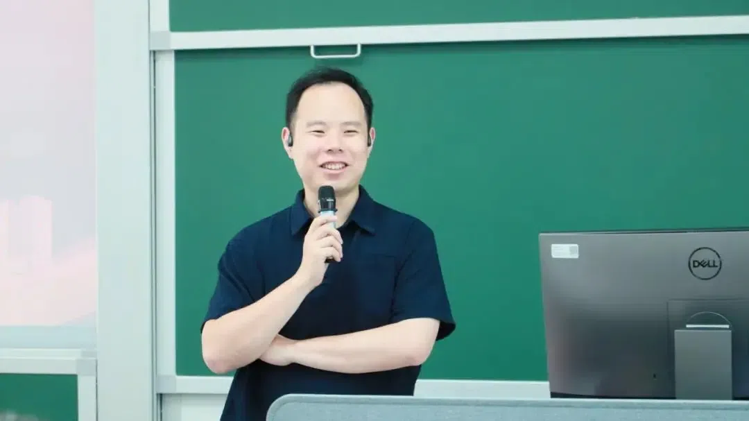 吴柯教授介绍夏令营安排