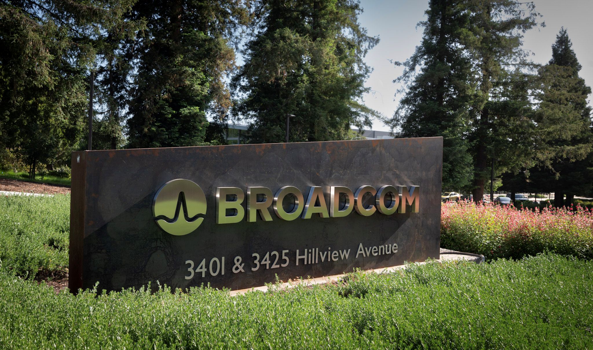 Broadcom将丢弃您的计划,以建造西班牙10亿美元半