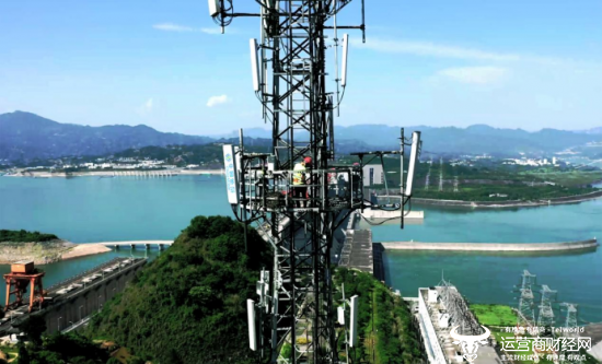 湖北移动5G-A×AI赋能低空经济乘风“翱翔”