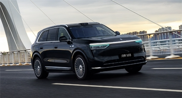 新势力周销量榜更新：问界再夺第一 M8狂卖4700多台无车能挡