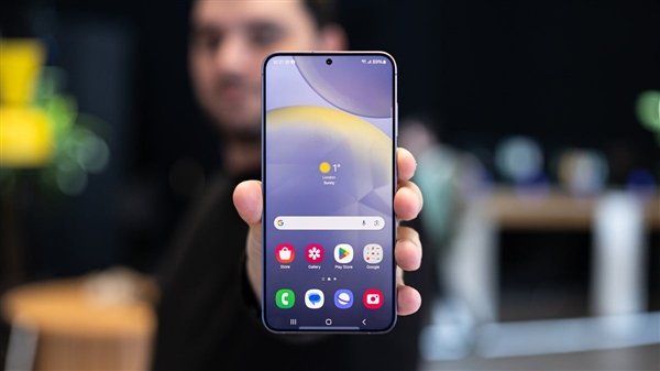 三星和苹果完全融入了！ Galaxy S26+被切断：超薄