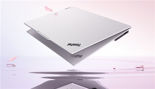 16999元！联想发布史上首款白色版ThinkPad：厚度仅6.7毫米