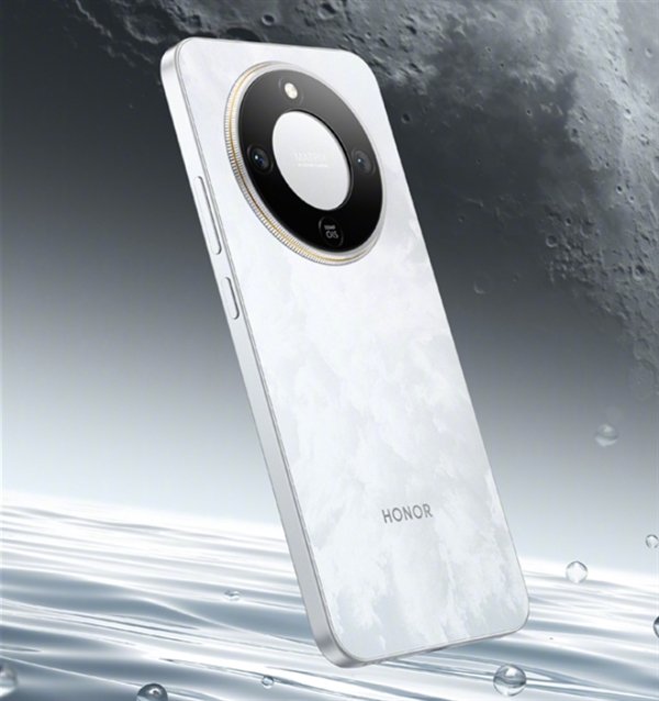 世界上最大的电池将在其第一个8300 mah上推出！荣