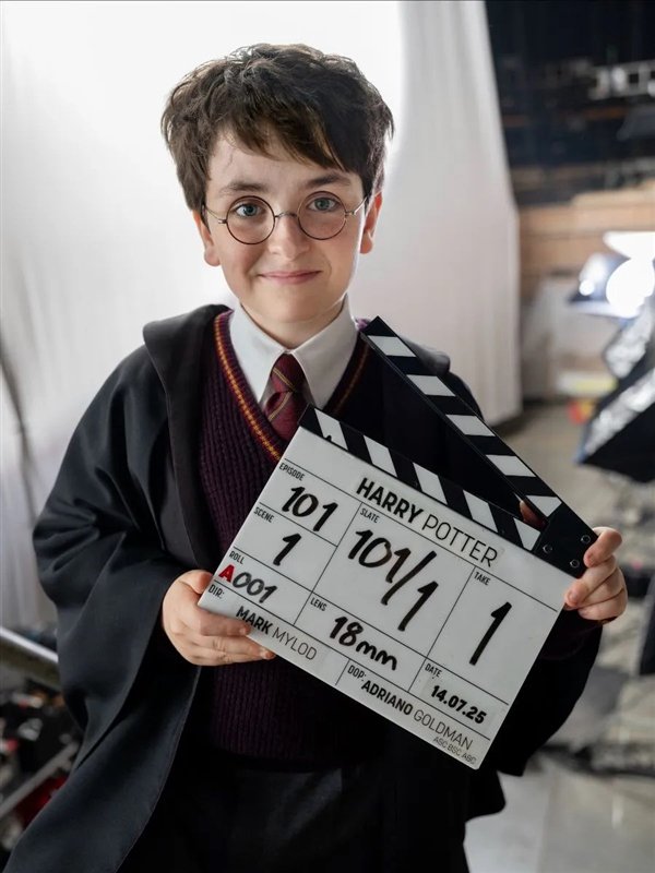 哈利·波特（Harry Potter）于2027年被领导