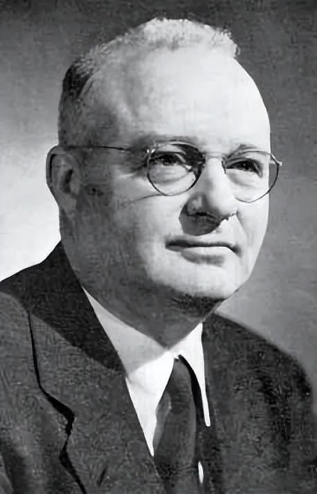 △ 托马斯·米奇利